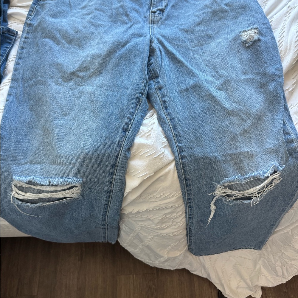 Fashion Nova Light Blue Boyfriend Jeans